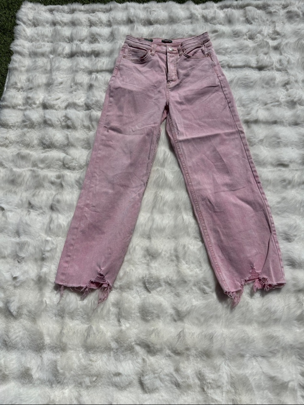 wild fable Light Pink Highest Rise straight Women's Jeans size 2 distressed crop
